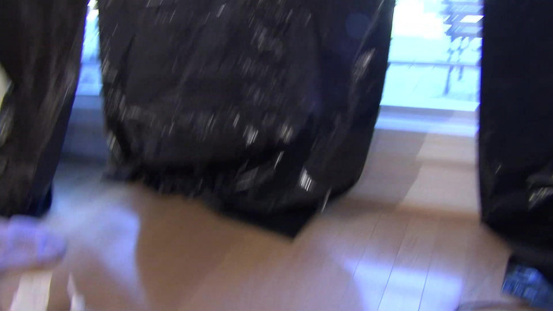 Hot Girlz: Sexy blonďatá teenagerka otevírá nohy pro sexy svalnatý s velkým černým...