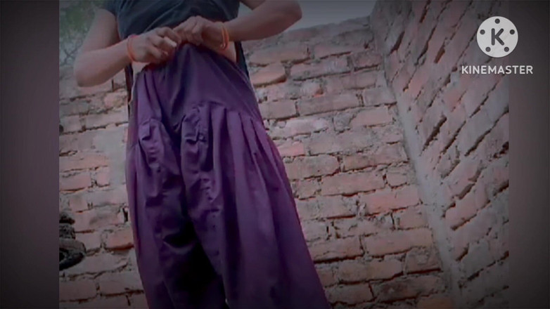 TricolorMusic3: Sexy vysokoškolská sexy holka