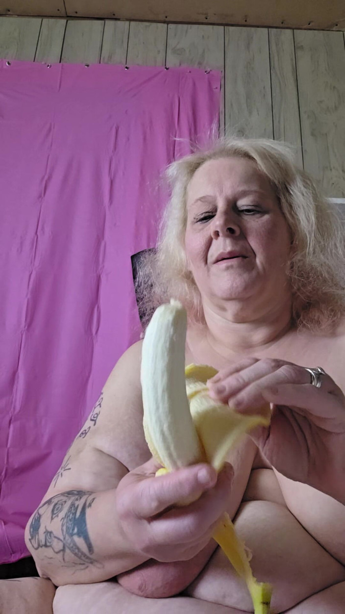 HerculesnVENUS: Banna отсосали и трахнули