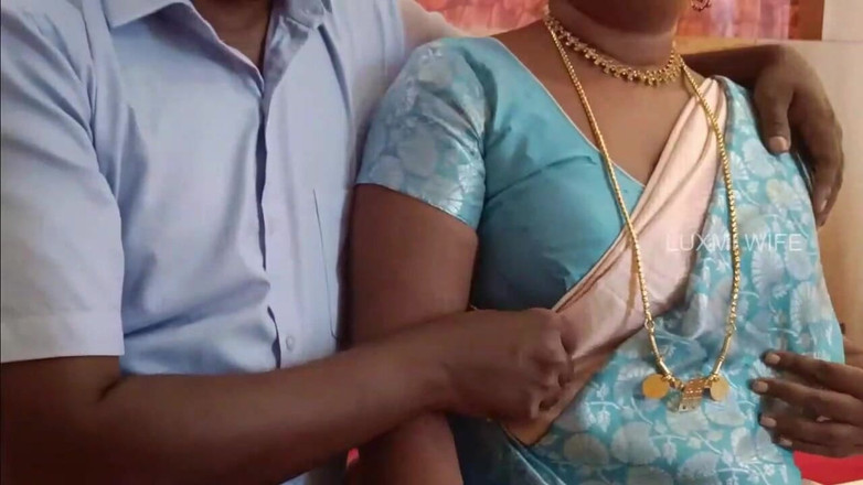 Luxmi Wife: Suami ngirim istrinya malam pertama sama bosnya -1