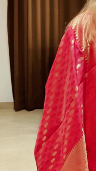 Desi Ấn Độ mới kết hôn Bhabhi không thể kiểm soát cảm xúc của mình và thuyết phục anh ta làm tình với Bhabhi của chính mình.