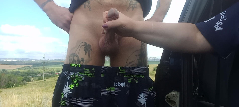 Zona901: Con điếm nhìn thấy con cặc của tôi và bắt đầu thủ...