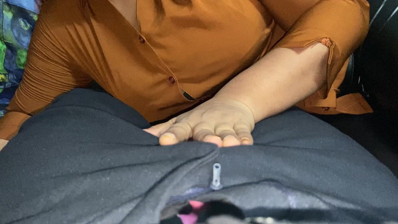 Angoori: Pokojówka powiedziała: pieprzyć mnie tak bardzo, jak chcesz, nie sprawiaj, że...