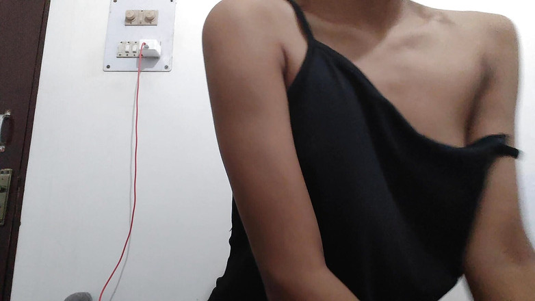 desigirl93: Ассам, мила дівчина мастурбує без члена