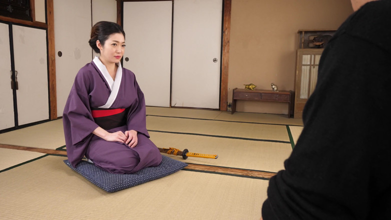 Japornxxx: Naomi Togo, femme yakuza, double pénétration interraciale ! 4K