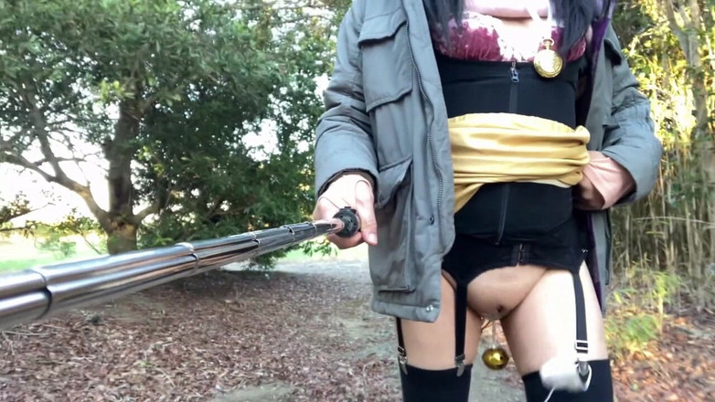 megu2002: Latihan Bebas No38 Daily Tuck Exposure Walk