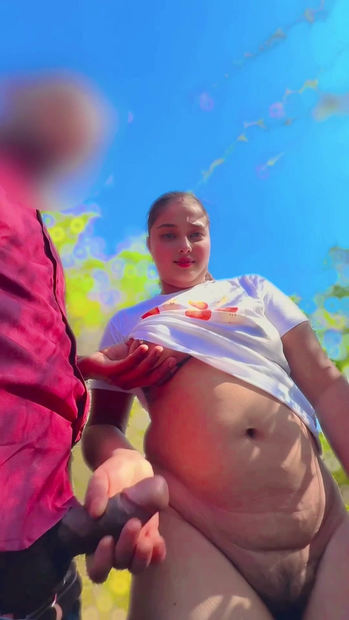 Your_aisha: Indiana menina do interior vai ao parque para fazer bobinas...