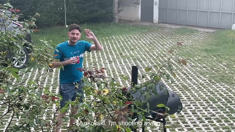 Bella Mur: Секс відеоблог - спроба глоріхолу вперше!