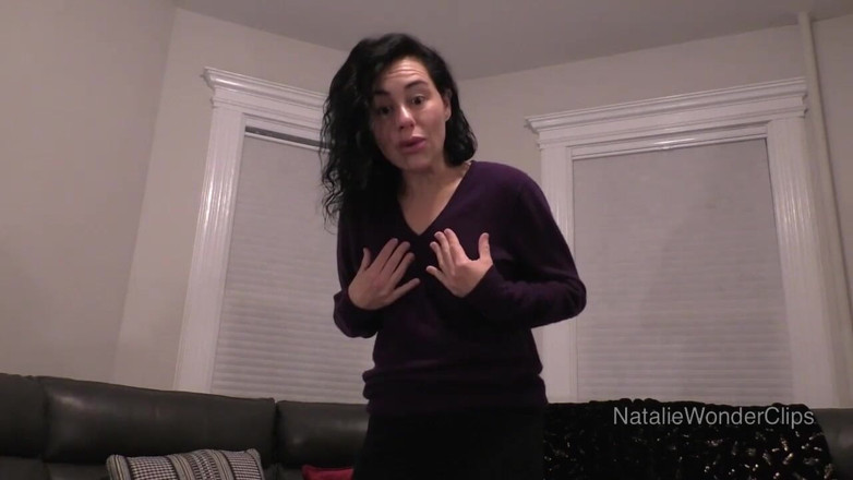 Natalie Wonder: Ibu tiri pergi ke mana-mana panjang untuk membantu memerah ketagihan...