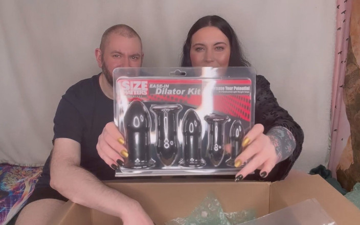 MissFFW: Miss Ffw unboxar sina nya leksaker med Fb