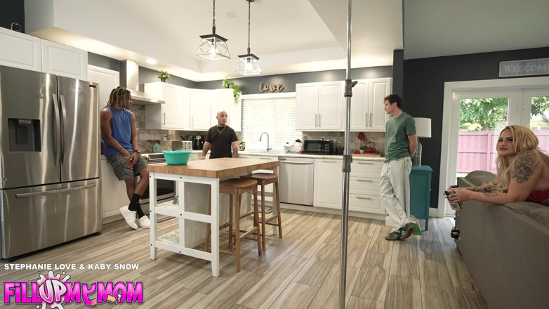 Fill Up My Stepmom: Bts Pt1 with Stephanie Love