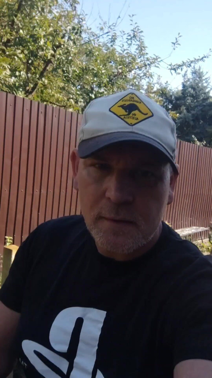 Dexterxxlfun: Папочка трахает друга. Гей-анальный кримпай.dexterxxl