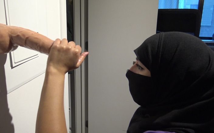 Souzan Halabi: Arabic Muslim woman wants to suck big cocks