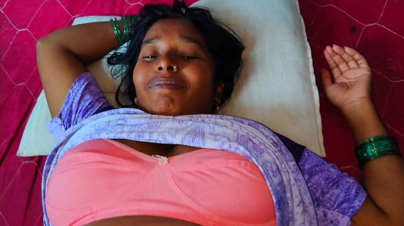 Premi pooja: Mladý Devar Bhabhi Sex video - Devar Apni Chhoti Bhabhi Ko...