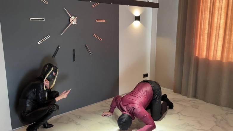 Mistress Mary: Będziesz miał dość mojego żółtego soku