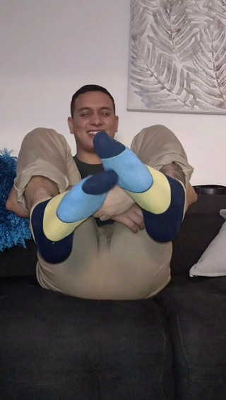 Tomas Styl: Short chaussettes (pieds gays)