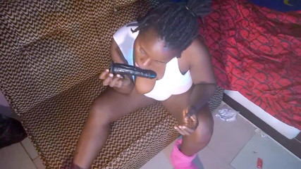 Olosho Lesbians: Intervju med Booty Barbie