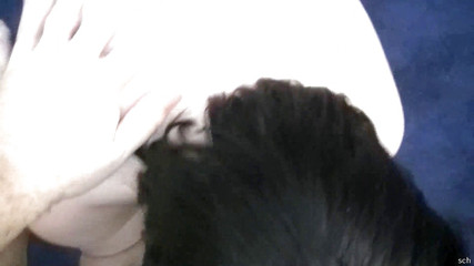 Hard raw sex: Nadržená holka dostane sperma na obličej