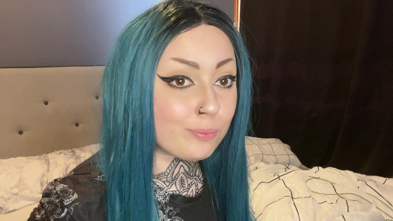 Miss Valentina: Malý penis v hodnocení cudnosti JOI