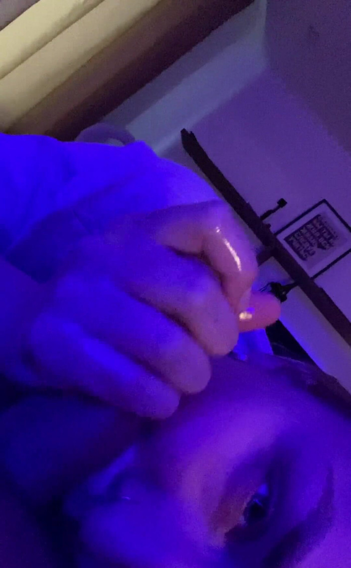 Andre Love: Thổi kèn tại nhà ấm cúng vào một buổi tối mùa...