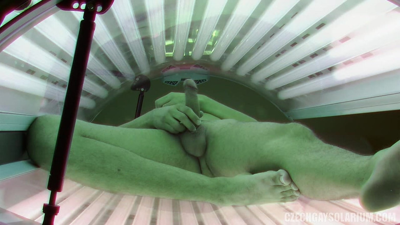 Czech Gay Solarium: Czech Gay Solarium 5 Jerk Solo dengan Twink Hung - Ditangkap Dalam...