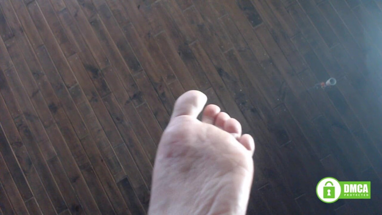 Risky Hairy Couple: Slave, Lick Feet of Your Giantess