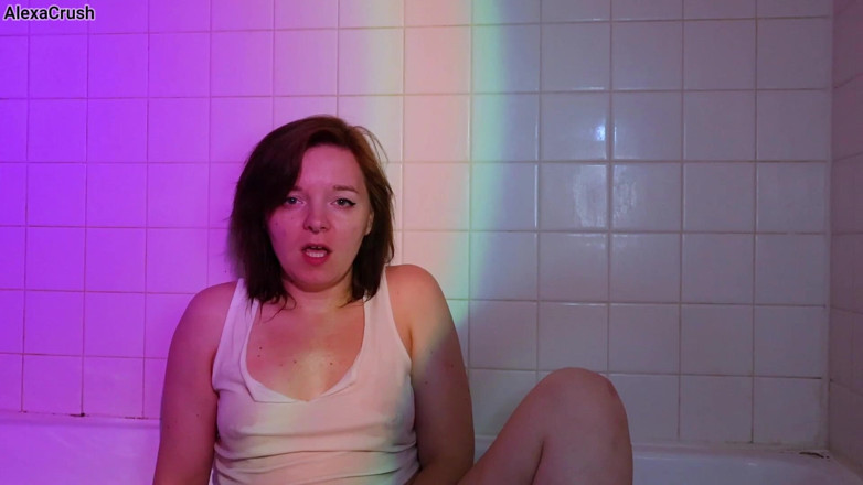 AlexaCrush: Getting Wet JOI