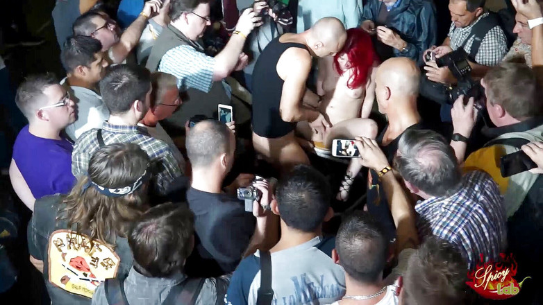 Spicy Lab Production: Publiczne ruchanie wśród ludzi