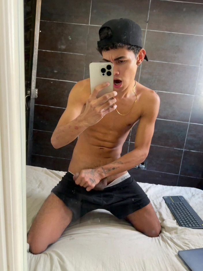 Icyhot707: Dotýkání se mého velkého mladého ptáka latinoameričanky