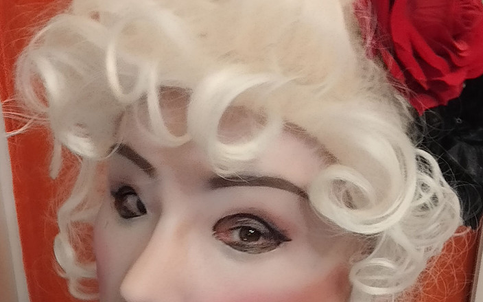 Erica Doll: Viktoriánská panenka