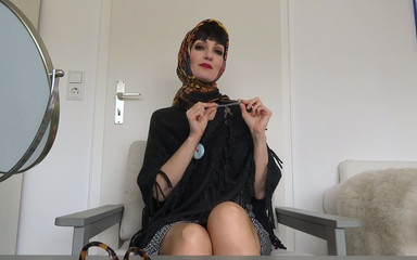 Lady Victoria Valente: Maîtresse clé du foulard : 1 semaine d'entraînement strict du foulard pour...