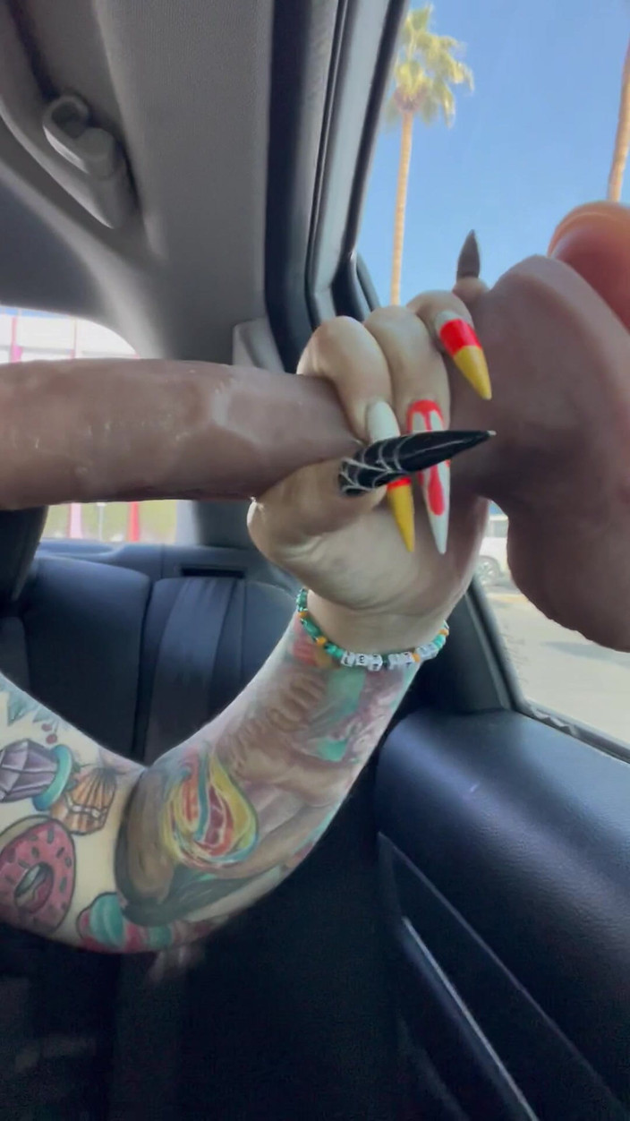 CherryBombBomb: Грязный минет в видео от первого лица