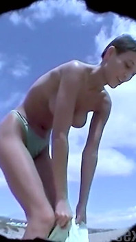 Horny Bruenette Wants to Be Fucked on the Beach