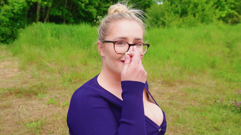 JessieHH: Ucieczka z macochą