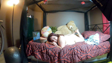 SexyNEBBW: Pertunjukan kamera tangan awek montel seksi