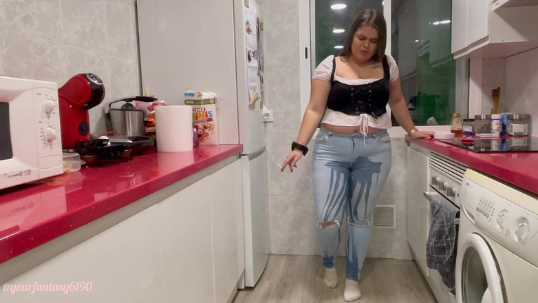 Your fantasy studio: 오줌 싸기