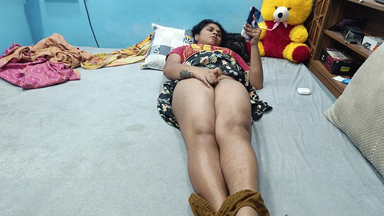 Vaigavarun45: Vaishnavy Masturbate and Hard Sex with Sharun Raj, Mallu Couple...