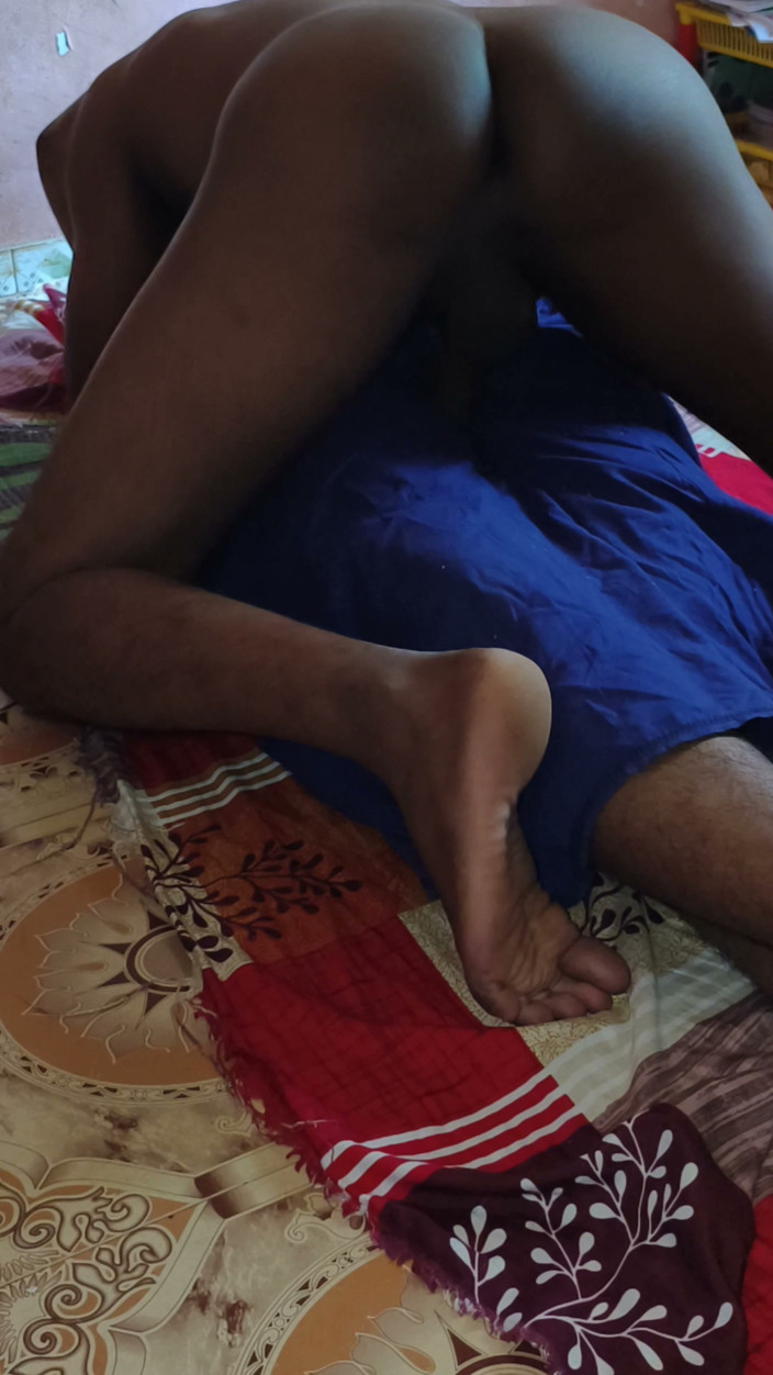 Realmallucouplevlog: Masa hari ini juga semasa dipotong jadi saya memberikan saya...