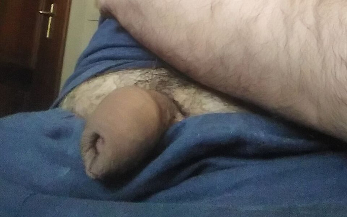 Setesesso7: Я мастурбую мой член и играю с моими онлайн-друзьями