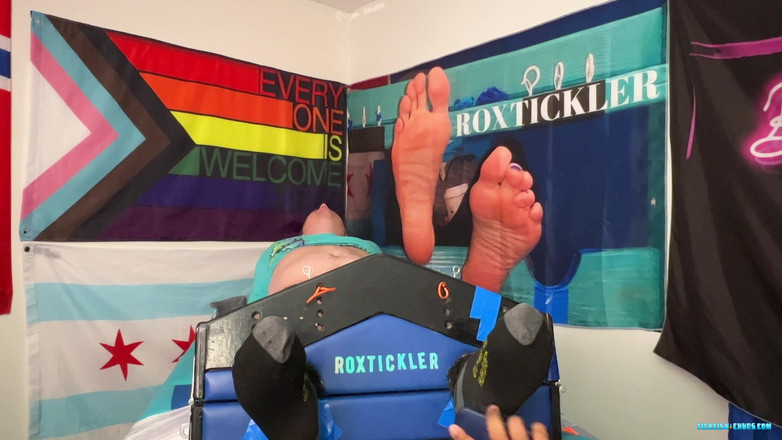 Ticklish Chubs: Matt endure une chatouille épuisante