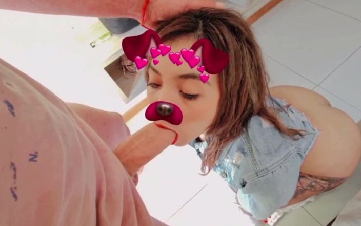 Latinascachondas: Milf zuigt met filter