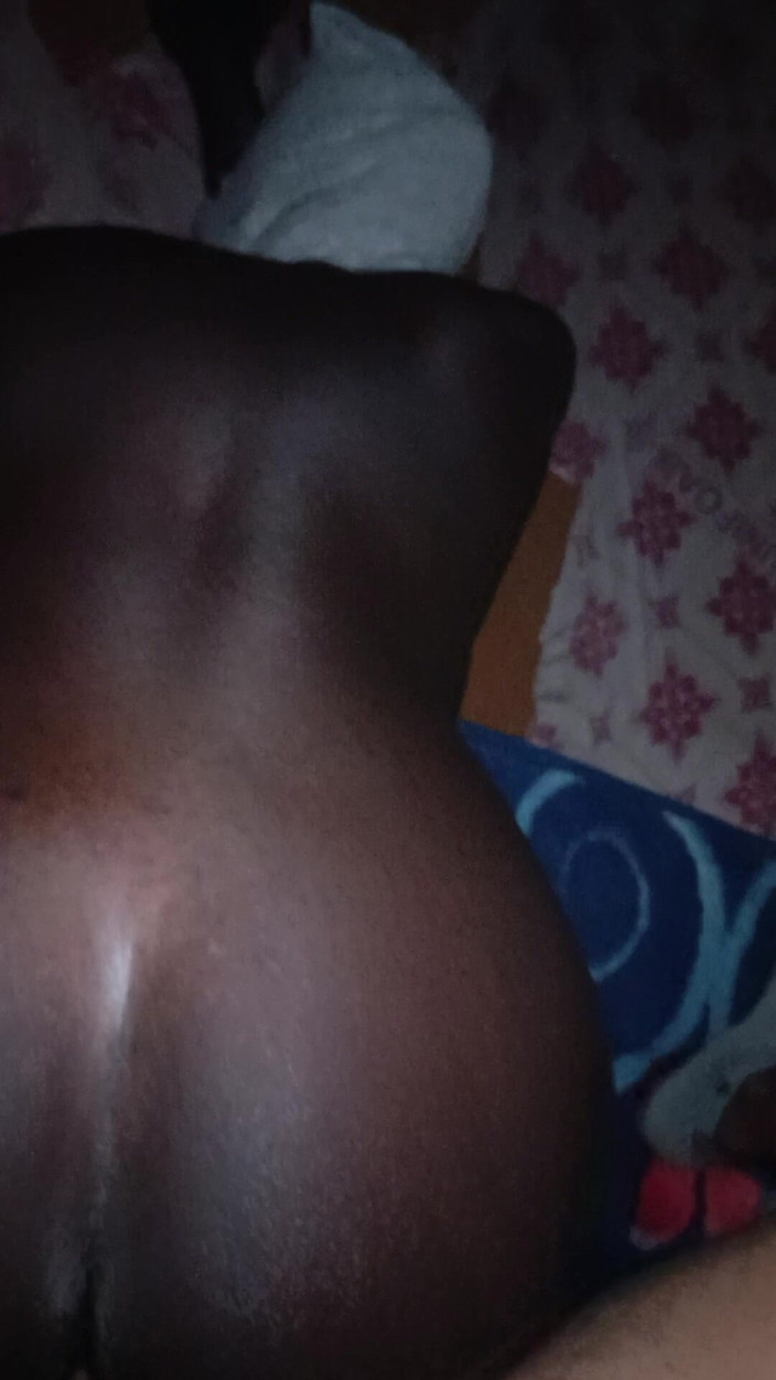 Yansh Fans: Ma Ebony uwielbia kutasa