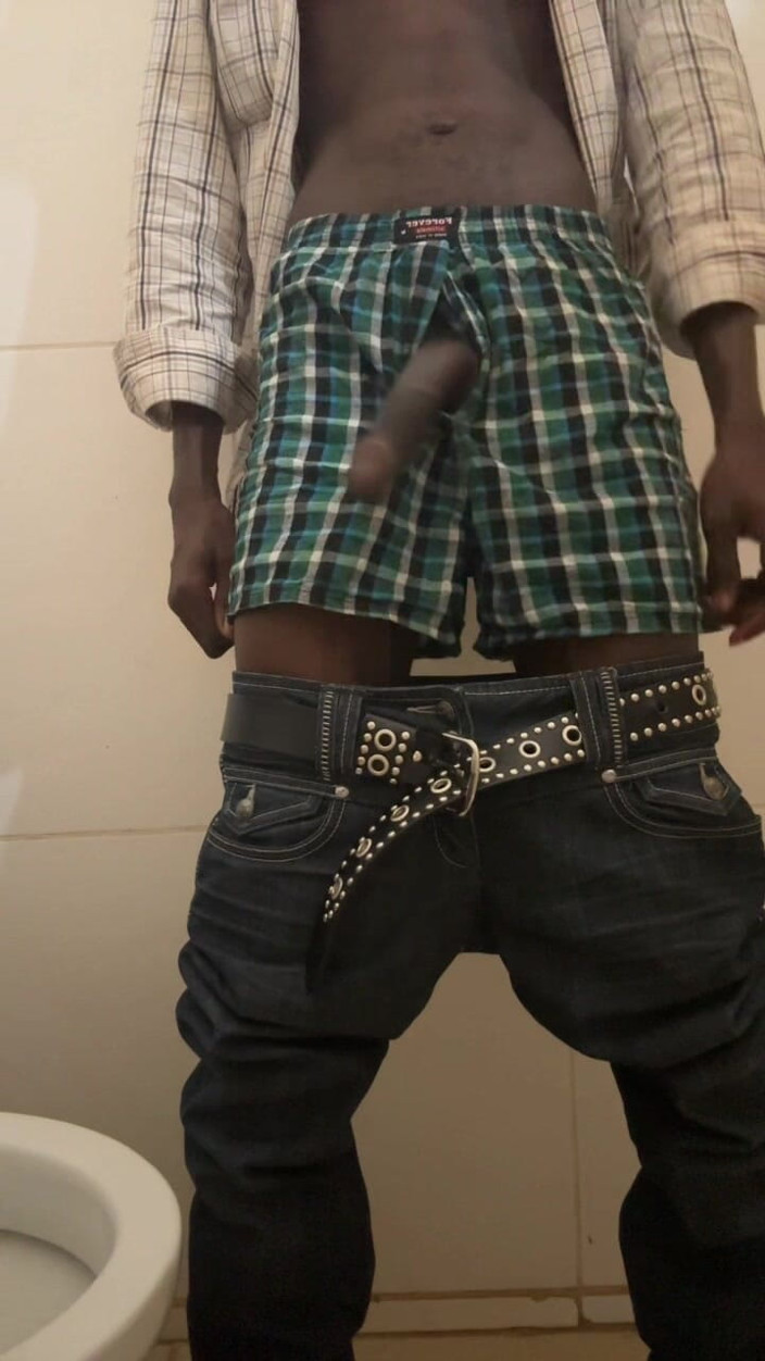 Slimniqqa: Bro Got Horny at Work He Had to Beat His...