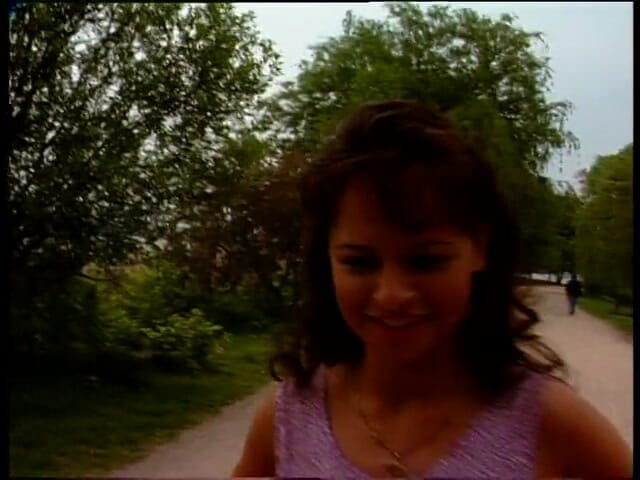 Lucky Cooch: Brunette chick has a nice conversation at the outdoors interview