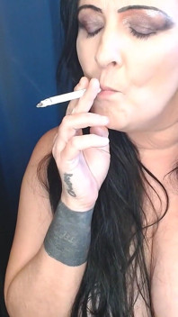 MILF Anna Having a Cigarette Smoking