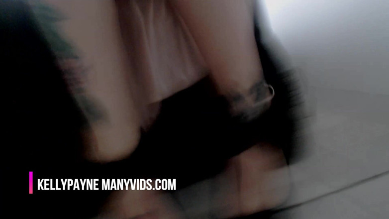 Kelly Payne: Femdom Findom Slave Punishment