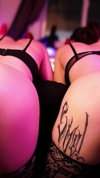 Eris Nova & Lena Vesper Double Fuckmachine Stream