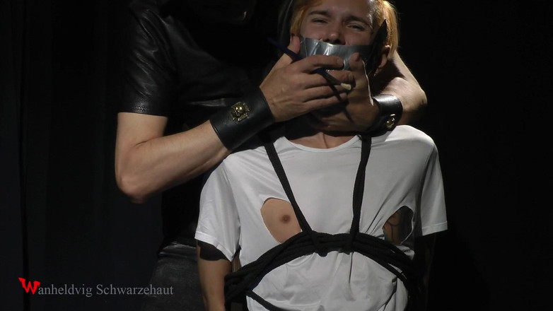 Wanheldvig: Nicky Rip the Clothes and Tickle