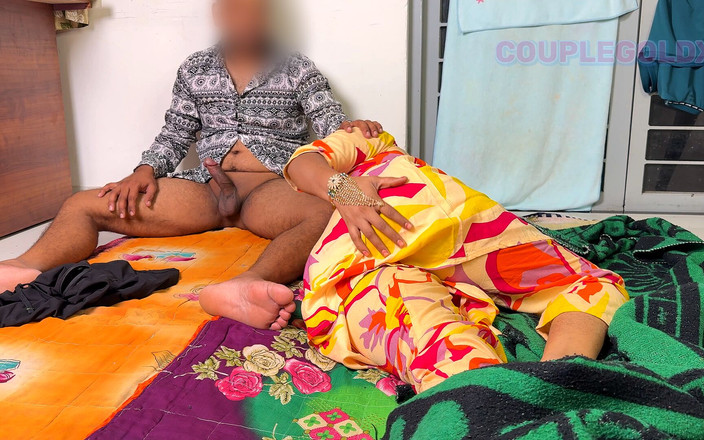 Sexy Komal: コマルは畑で働いていましたが、疲れていたので、夫がやって来て彼女を犯しました