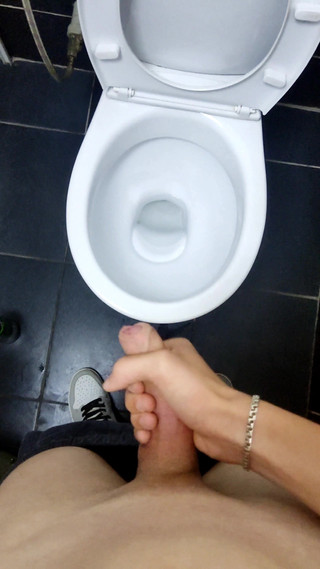 Ethan Alpha: Spermă publică